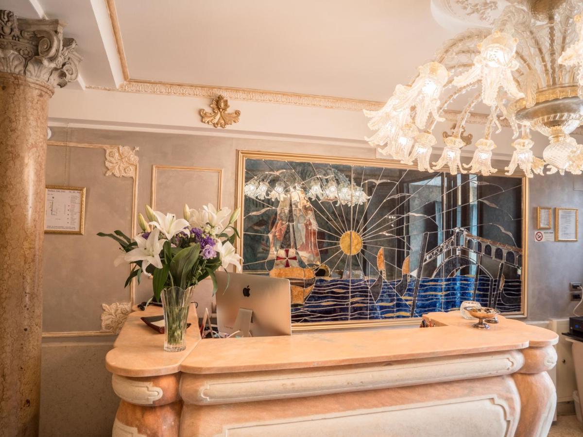 Ego' Boutique Hotel - The Silk Road Venice Exterior photo