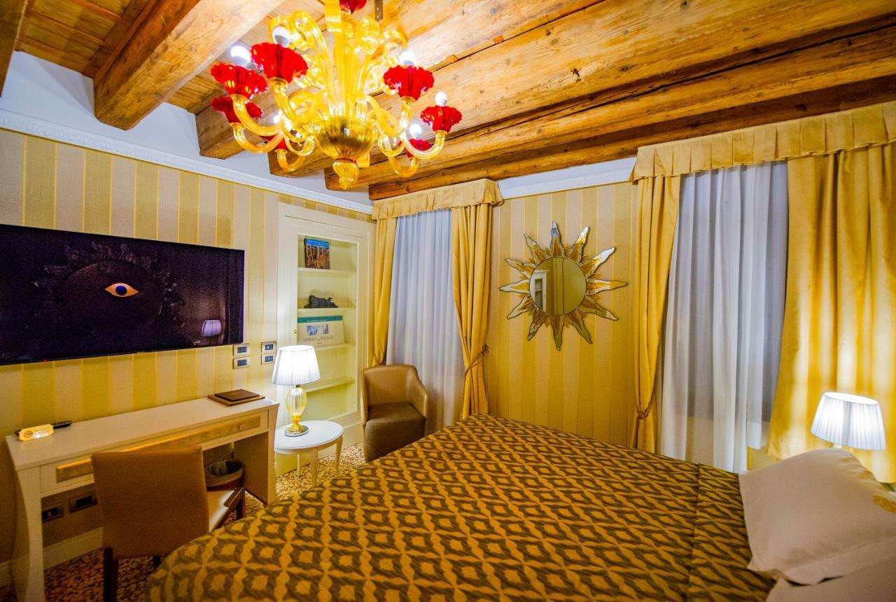 Ego' Boutique Hotel - The Silk Road Venice Exterior photo